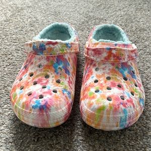 Like brand new-fuzzy Crocs